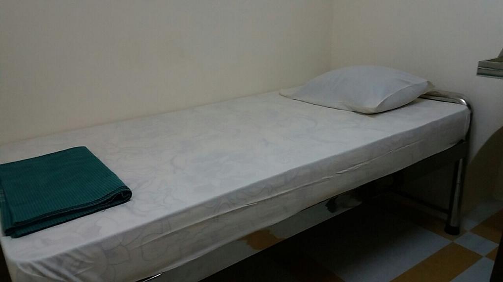Breeze Guest House Maulmyine Ngoại thất bức ảnh