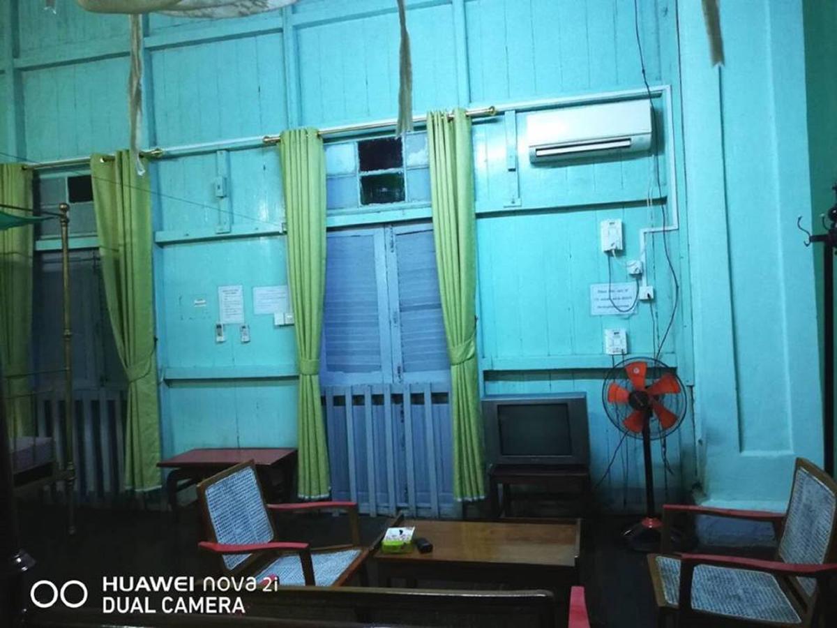 Breeze Guest House Maulmyine Ngoại thất bức ảnh