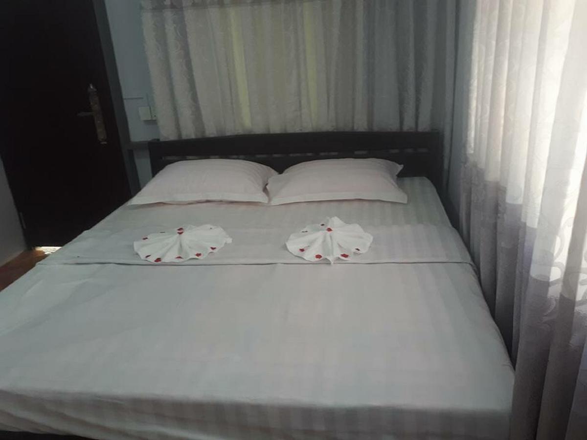 Breeze Guest House Maulmyine Ngoại thất bức ảnh