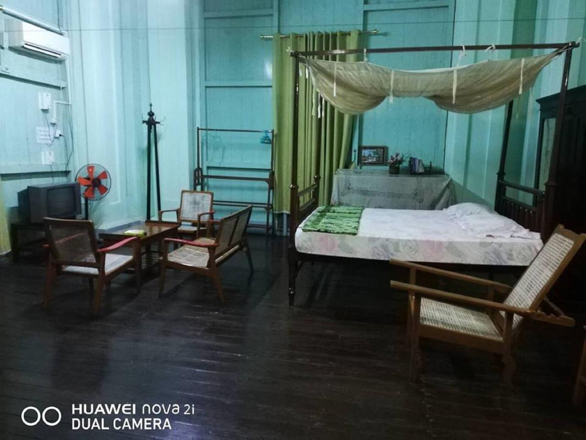 Breeze Guest House Maulmyine Ngoại thất bức ảnh