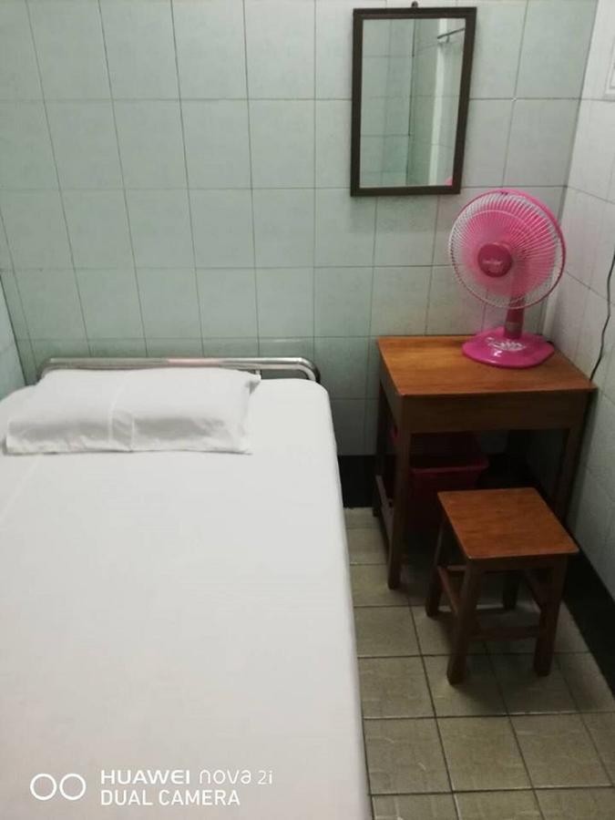 Breeze Guest House Maulmyine Ngoại thất bức ảnh