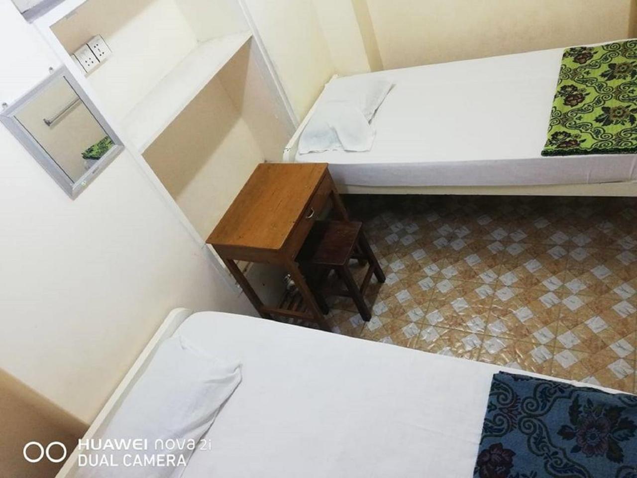 Breeze Guest House Maulmyine Ngoại thất bức ảnh